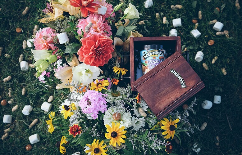 Ben & Jerry's - Flavor Graveyard begrafenis